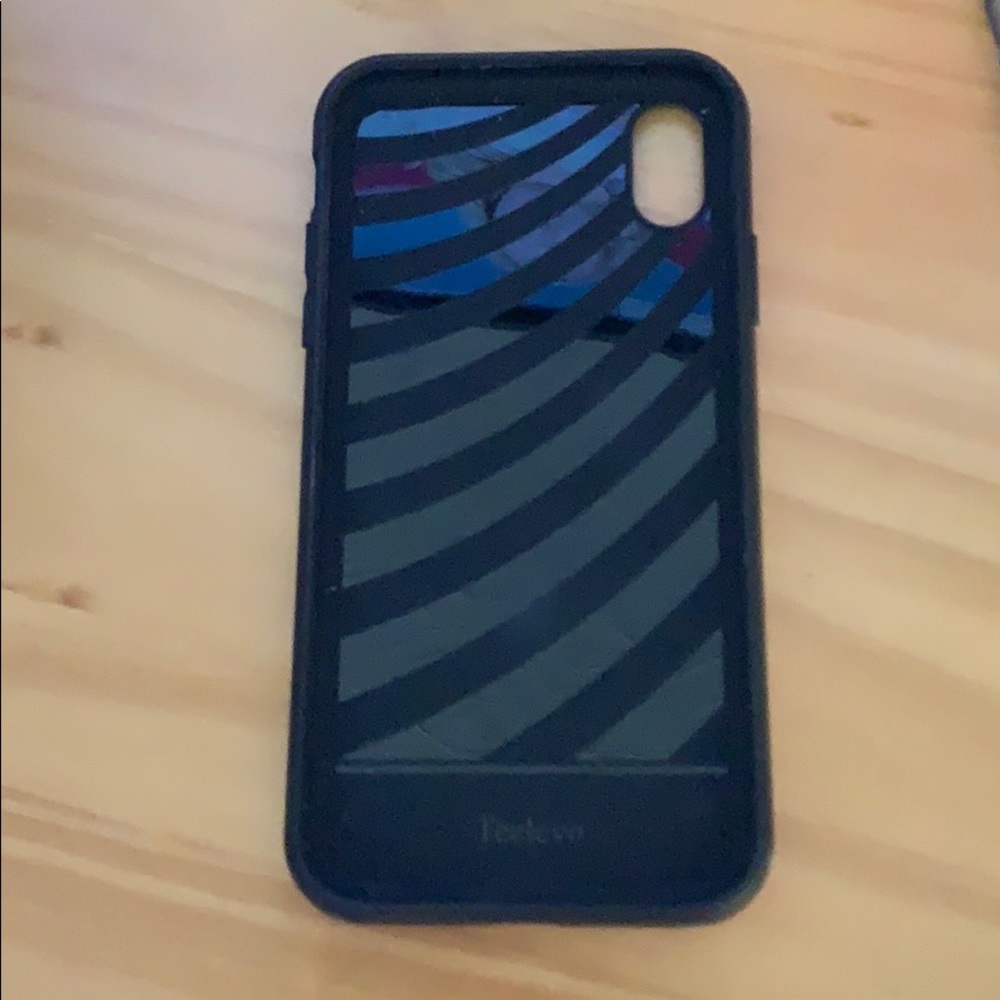XR - Picture 2 of 2